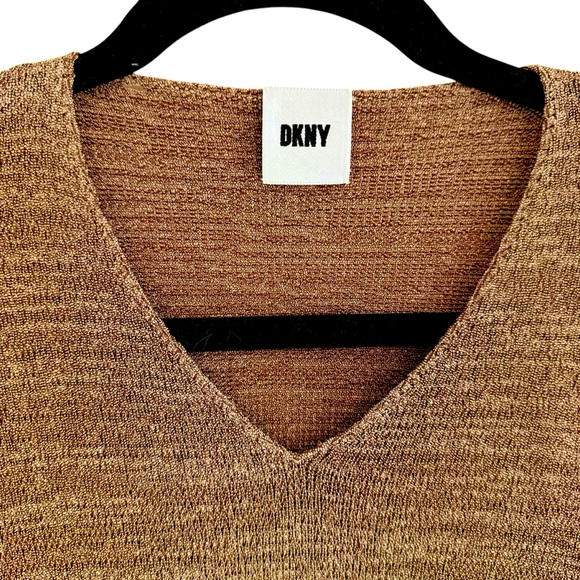 DKN Transfer Rib Women's V-Neck Brown Sweater Size M - Picture 5 of 12